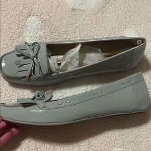 Isaac Mizrahi Tassel Loafer NEW